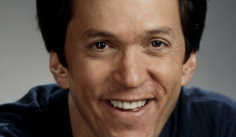 Illustration for article titled I-Team: Help Us Solve The Mystery Of Mitch Albom's Ears